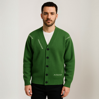 Warme Herren Strickjacke mit V-Ausschnitt | Knopfleiste