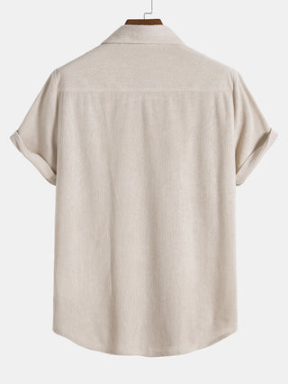 Sommerliches Polyester-Set: Gestreiftes Shirt & Trendige Shorts