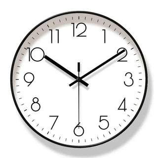 Nordische Runde Wanduhr für Zuhause und Büro
