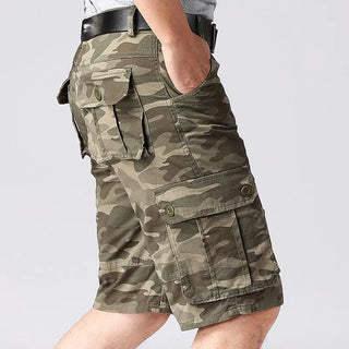 Militärische Cargo Shorts mit Tarnmuster