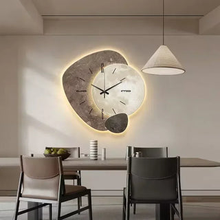 Moderne Abstrakte Wanduhr im Mond-Stil